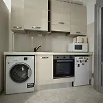 Angolo Verde, Metro Dergano Apartamento