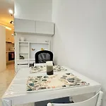 Apartamento Angolo Verde, Metro Dergano *