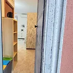 Angolo Verde, Metro Dergano * Milán